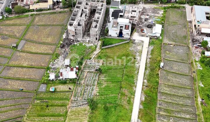 Disewakan Tanah Strategis di Kerobok Luas 150M2 Idr 180Rb/M2