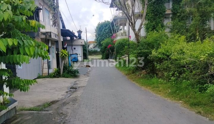 Lease hold or free hold land at Ungasan 10 are