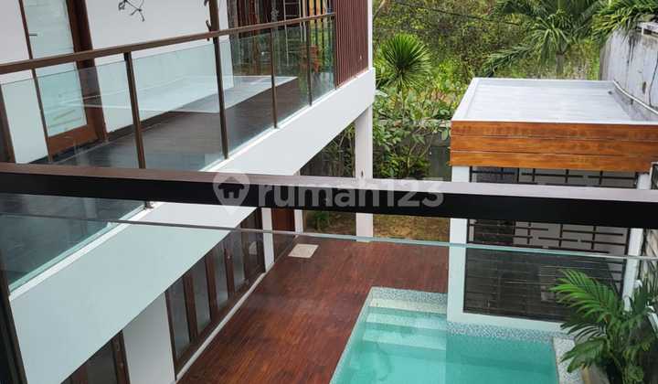 Villa 2 Lantai di Jl. kampus unud dekat Mcd jimbaran
