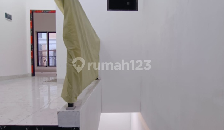 Dijual Rumah Baru 2 Lantai, Siap Huni Bagus Dijual Rumah Baru 2 Lantai, Siap Huni Bagus