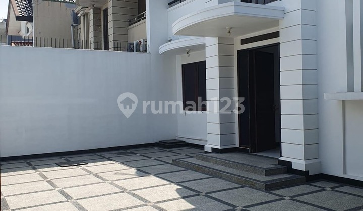 For Sale Nice House in Mekar Wangi Bandung. 2 Floors Area 265M