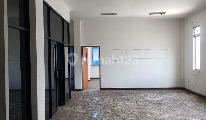 Disewakan Ruko di Jalan Soekarno Hatta Bandung Disewakan Ruko di Jalan Soekarno Hatta Bandung