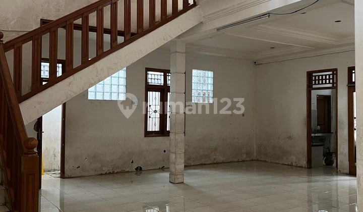 Dijual Rumah 2Lantai di Sayap Buah Batu Bandung