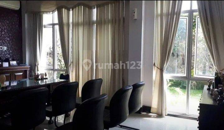 Gedung kantor strategis siap pakai di tengah kota Bandung  11