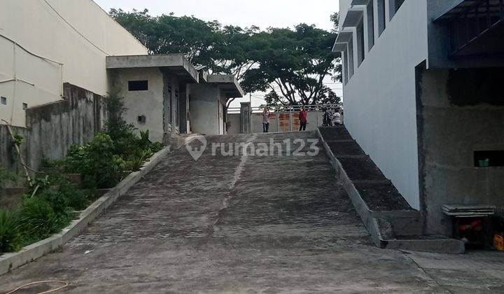 Gedung kantor baru dijual di main road Cicalengka kab Bandung  2