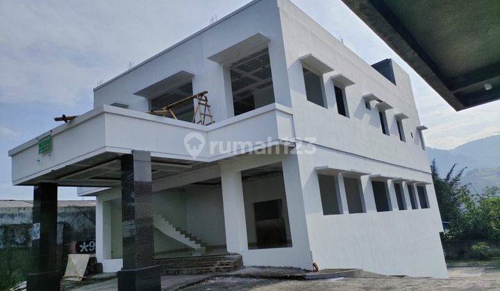 Gedung kantor baru dijual di main road Cicalengka kab Bandung  1