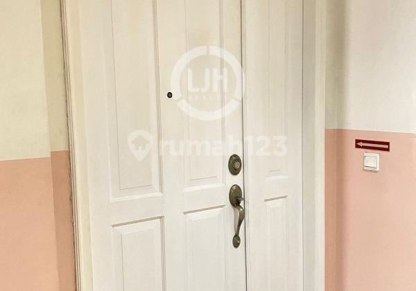 Sewa Lyon Garden MOI, Selantai Fasilitas dan Kolam Renang Renov 3 BR  2