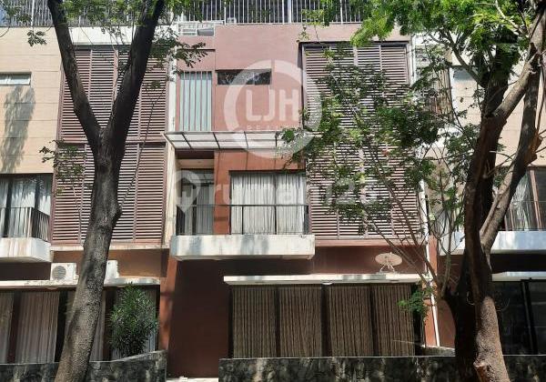 Disewakan Town House Villa Ancol Coasta Villa, Modern Minimalis Mewah