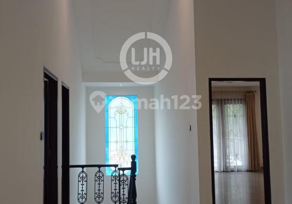Rumah Mewah Semi Furnish di Janu Indah, Kelapa Gading, Jakarta Utara 2