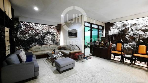 Rumah Luas 15X19 M2 di Jl.layur Rawamangun Jakarta Timur