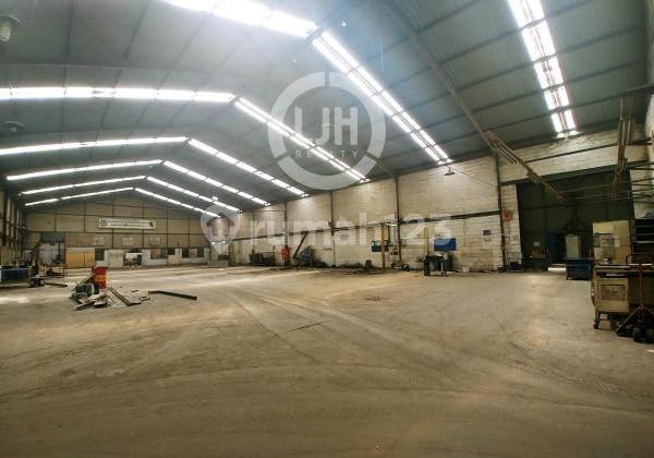 Gudang Luas 8.185 di Kawasan Industri Jiep Pulogadung, Jakarta Timur Gudang Luas 8.185 di Kawasan Industri Jiep Pulogadung, Jakarta Timur