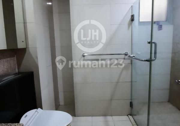 Fully Furnished Apartment at The Summit Tower Everest 2 Kelapa Gading 2