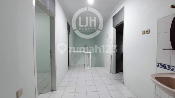 House for Rent 2 Floors in Janur Indah Kelapa Gading North Jakarta 2
