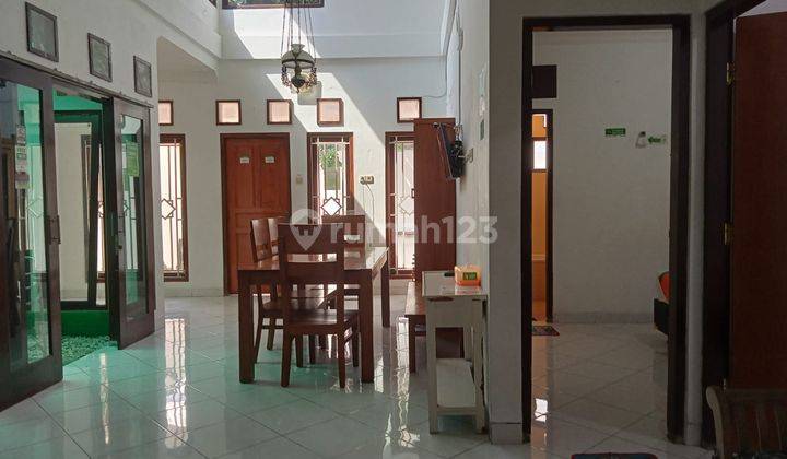 Rumah Besar Full Furnished Dekat Alun² Kidul, Mantrijeron. SHM 2