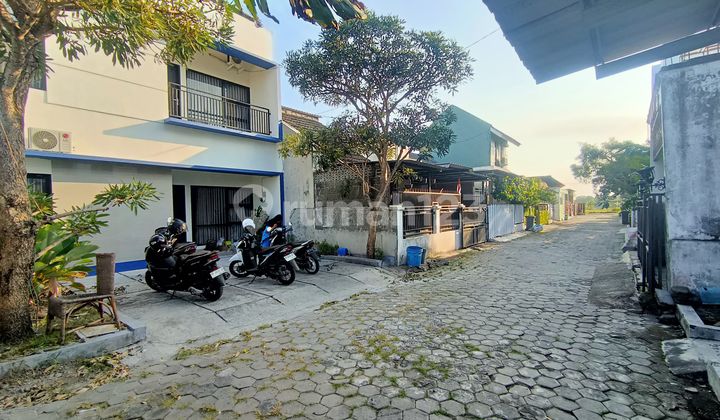 Beautiful minimalist furnished rental house with SHM in Sewon Bantul.