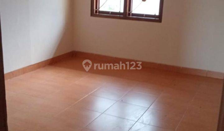 Rumah besar luas area Maguwoharjo Depok Sleman. SHM 2