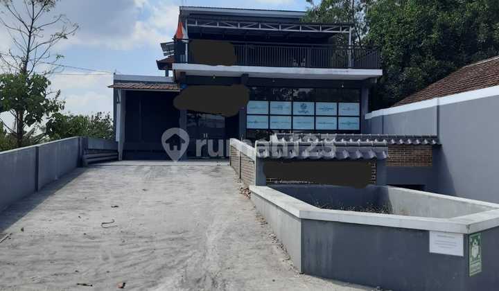 Large Office Warehouse Near Jl. Kabupaten Gampin Sleman