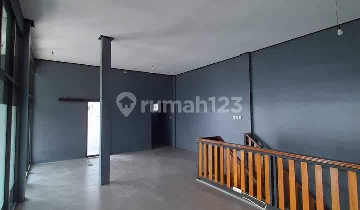 Large Office Warehouse Near Jl. Kabupaten Gampin Sleman