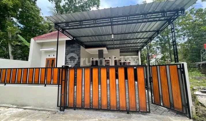Rumah bagus SHM dlm perum Bangunjiwo Kasihan Bantul Rumah bagus SHM dlm perum Bangunjiwo Kasihan Bantul