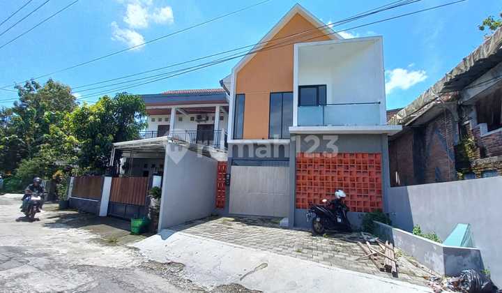 New 2-Story Strategic House in Ngaglik Sleman New 2-Story Strategic House in Ngaglik Sleman