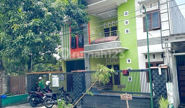 Kost 25 kamar full penghuni dekat Blok O Banguntapan Bantul. SHM 2