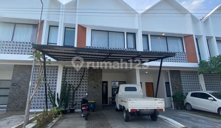 New Fully Furnished House in Maguwoharjo, Depok, Sleman