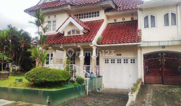 Rumah Besar Komplek Elit Merapi View Ngaglik Sleman. SHM 1