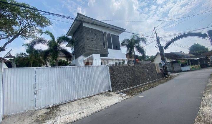Rumah mewah 2lt atea jl. Kaliurang km 9 ngaglik sleman. Shm 2
