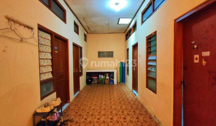 Kost Putri 2 Lantai Tengah Kota Yogyakarta. SHM 1