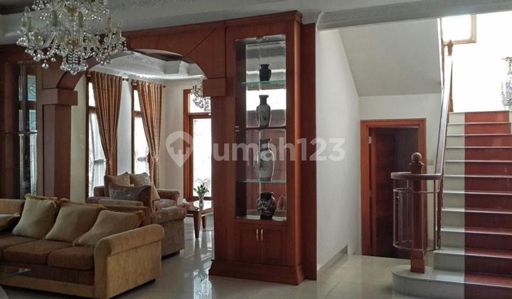 Rumah furnished bagus komplek elit Mlati Sleman