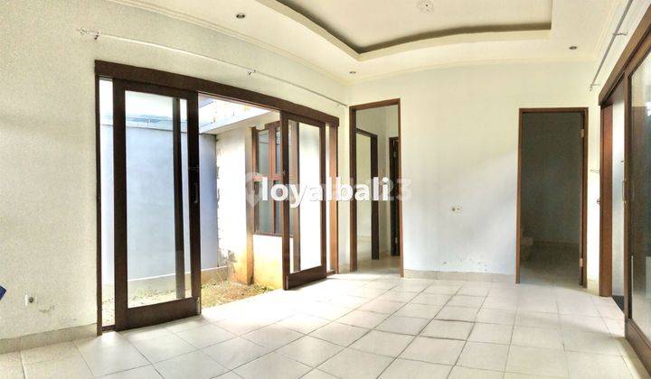 Modern Minimalist House In Goa Gong, Jimbaran, Bali 3