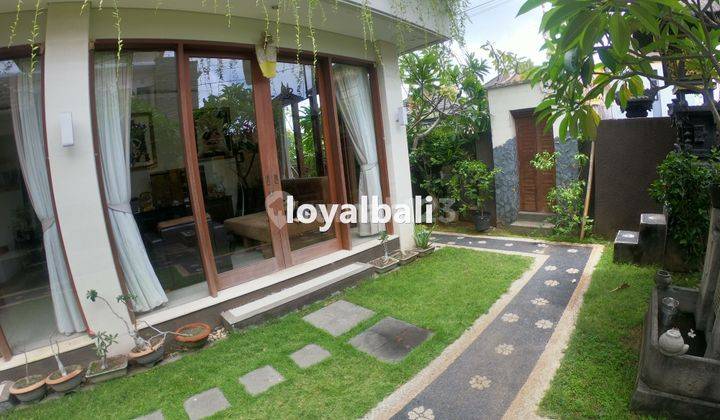 Beautiful House With Cool Modern Concept In Benoa, Bali 3