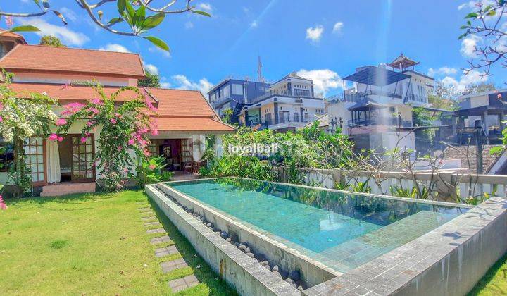 Villa, Stunning Classic Villa in Benoa, Bali 1