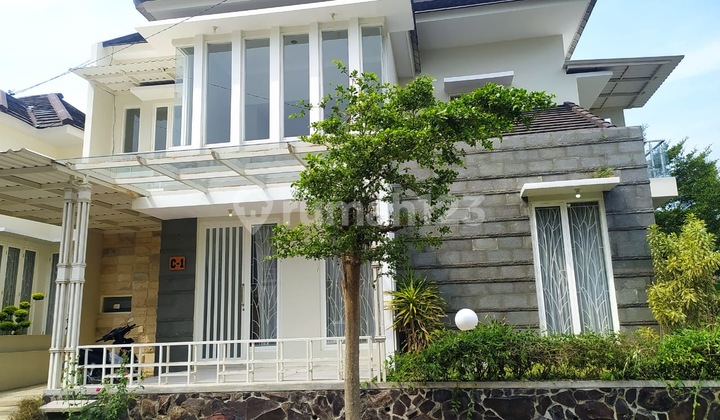 For Sale Affordable Cheap House in the Center of a Famous Tourist Area!! Fully Furnished + Furniture 1