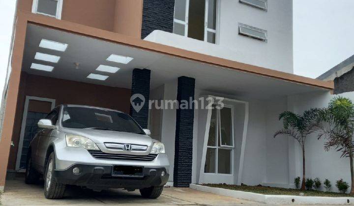 Townhouse 2 Lantai Dekat Tol Bekasi, Bisa KPR BSI DP 90Jtan 1