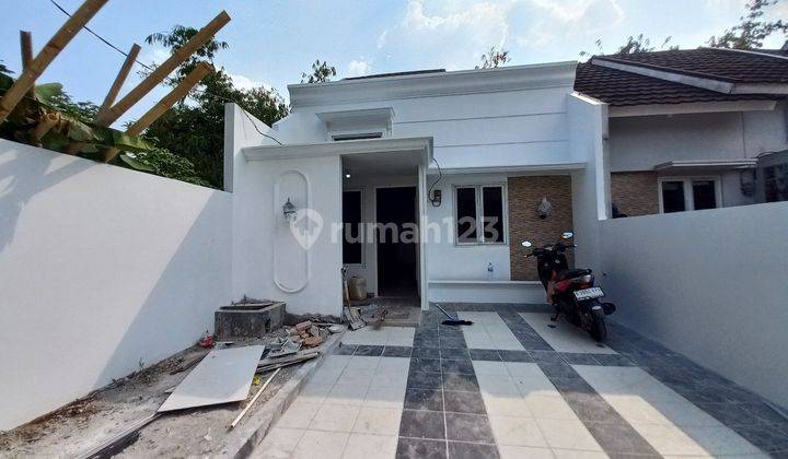 Rumah Siap Huni, Sudah SHM, Dekat Stasiun Depok 1