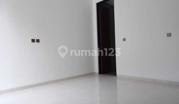 For Rent: New Minimalist House in Pondok Hijau For Rent: New Minimalist House in Pondok Hijau