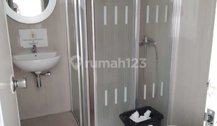 For Rent Strategic 4-Storey Shop House in Setrasari