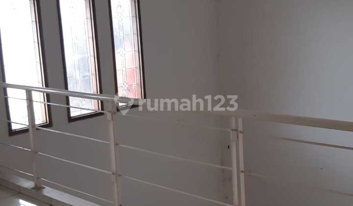 For Sale: 2-Story House on Jalan Rengas Dengklok Selatan, Antapani