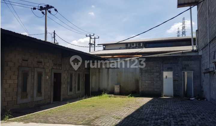 Disewakan Gudang di Kawasan Sadang ( Komplek Pergudangan)