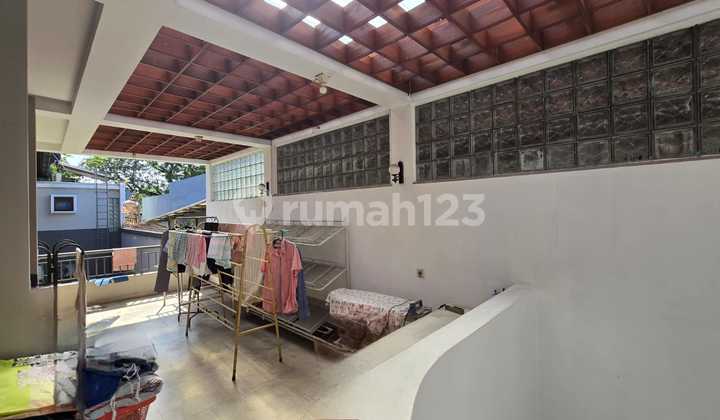 Rumah Modern sayap Dago bangunan kokoh Rumah Modern sayap Dago bangunan kokoh