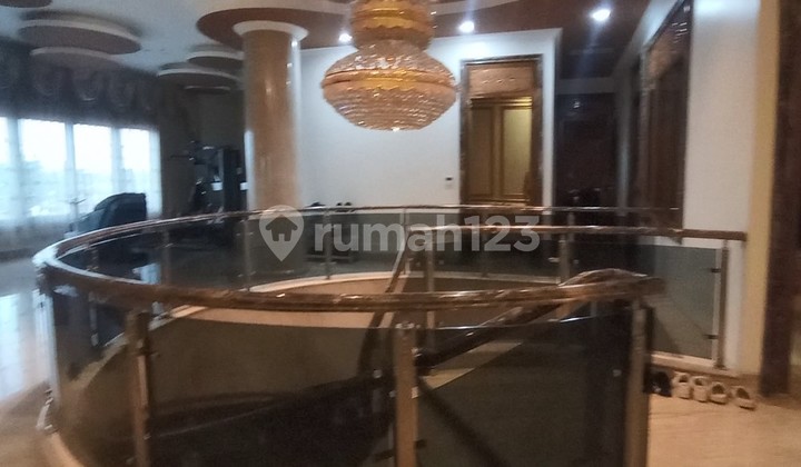 *Dijual Rumah Luas Siap Huni Lux Ada Kolam Renang* 2