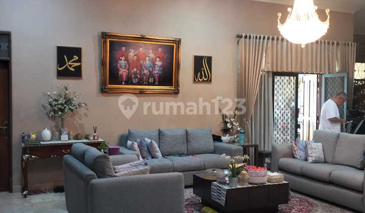 For Sale Large Classic Wing Sukajadi House 2