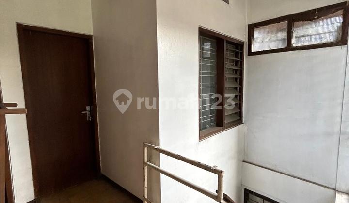 DISEWAKAN RUMAH  SAYAP RIAU COCOK UNTUK KANTOR 2