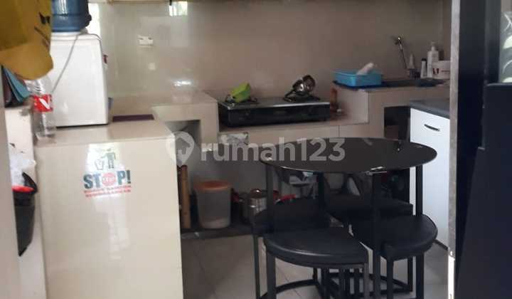 For rent, House in the Sadang area complex (close to TKI 2 & Azko TKI). For rent, House in the Sadang area complex (close to TKI 2 & Azko TKI).