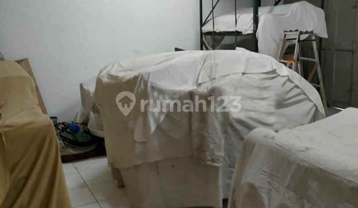 FOR SALE QUICKLY RUKO RENDENG HOKY Strategic City Center Busy Area  Complete with Cargo Lift Selling Points: Pasar Baru, Sudirman Street Food, Cibadak Culinary, Santosa Hospital, Paskal Hyper Square