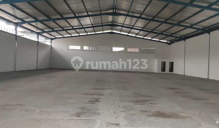 For Rent Warehouse along Main road Leuwigajah Cimahi