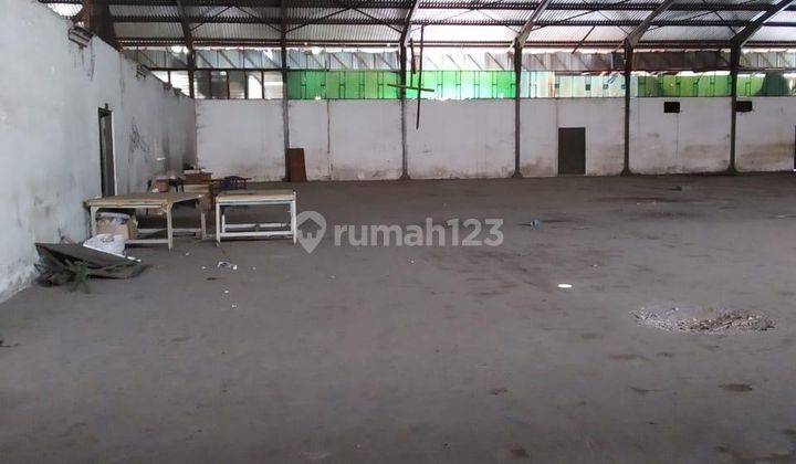 Dijual Bangunan Ex Pabrik , Tengah Kota 2