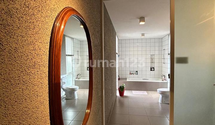 DIJUAL RUMAH 2 LANTAI SIAP HUNI DI PONDOK HIJAU 2