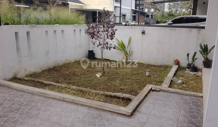 Disewakan Rumah Minimalis Modern Cisaranten Siap Huni 1